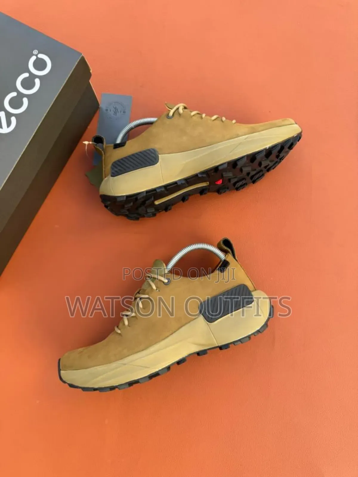 Shoes or Viatu Vya Kiume Vya Leather Materials