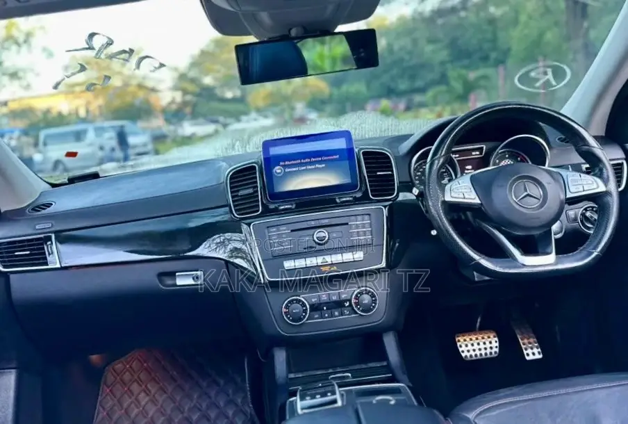 Mercedes-Benz GLC-Class 2017 Black