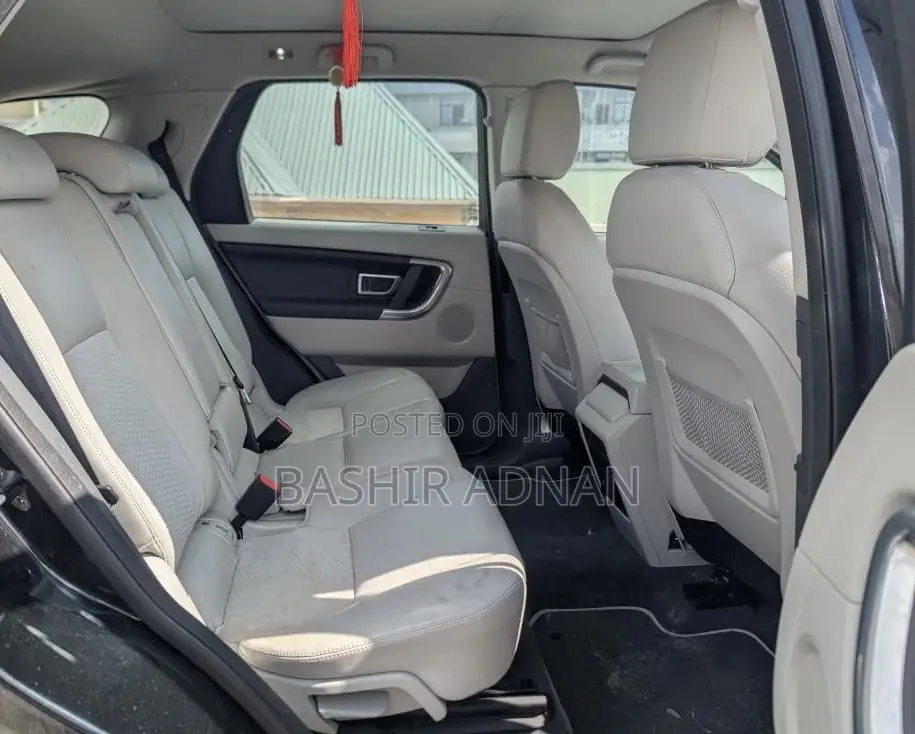 Land Rover Discovery Sport SE 2015 Black