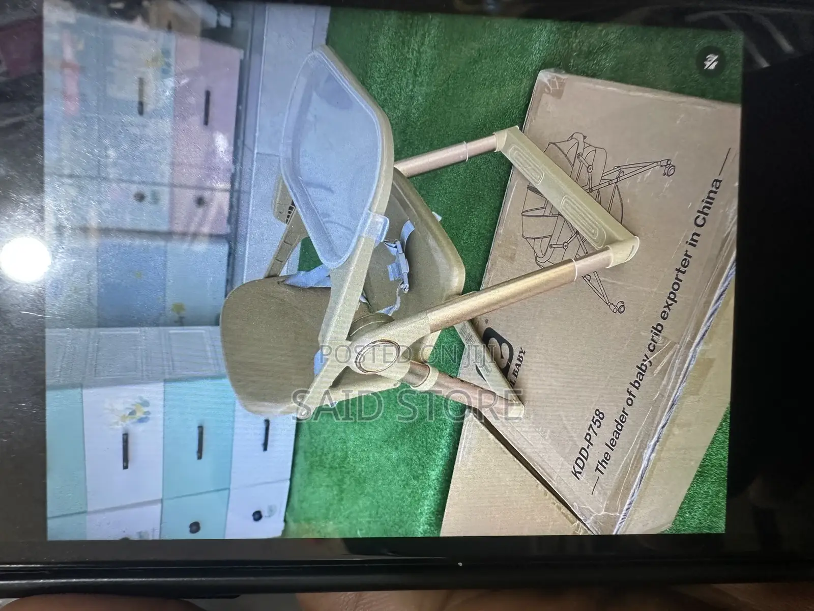 Ultra-Portable Baby High Chair, One-Second Fold Mechanism,