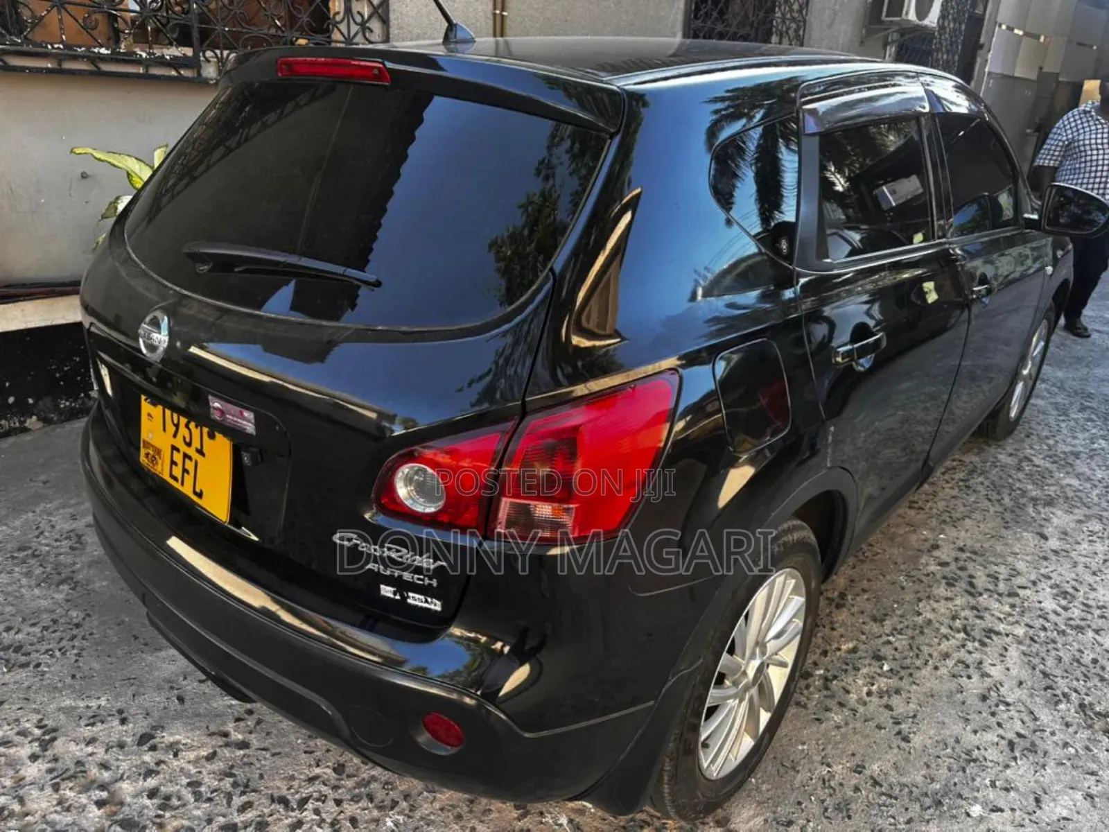 Nissan Dualis 2011 Black
