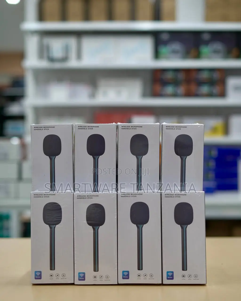 Wireless Handheld Microphone Stick For Interviews And Reporting