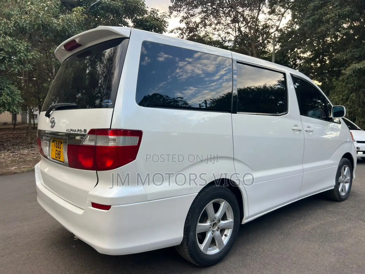 Toyota Alphard 2004 Pearl