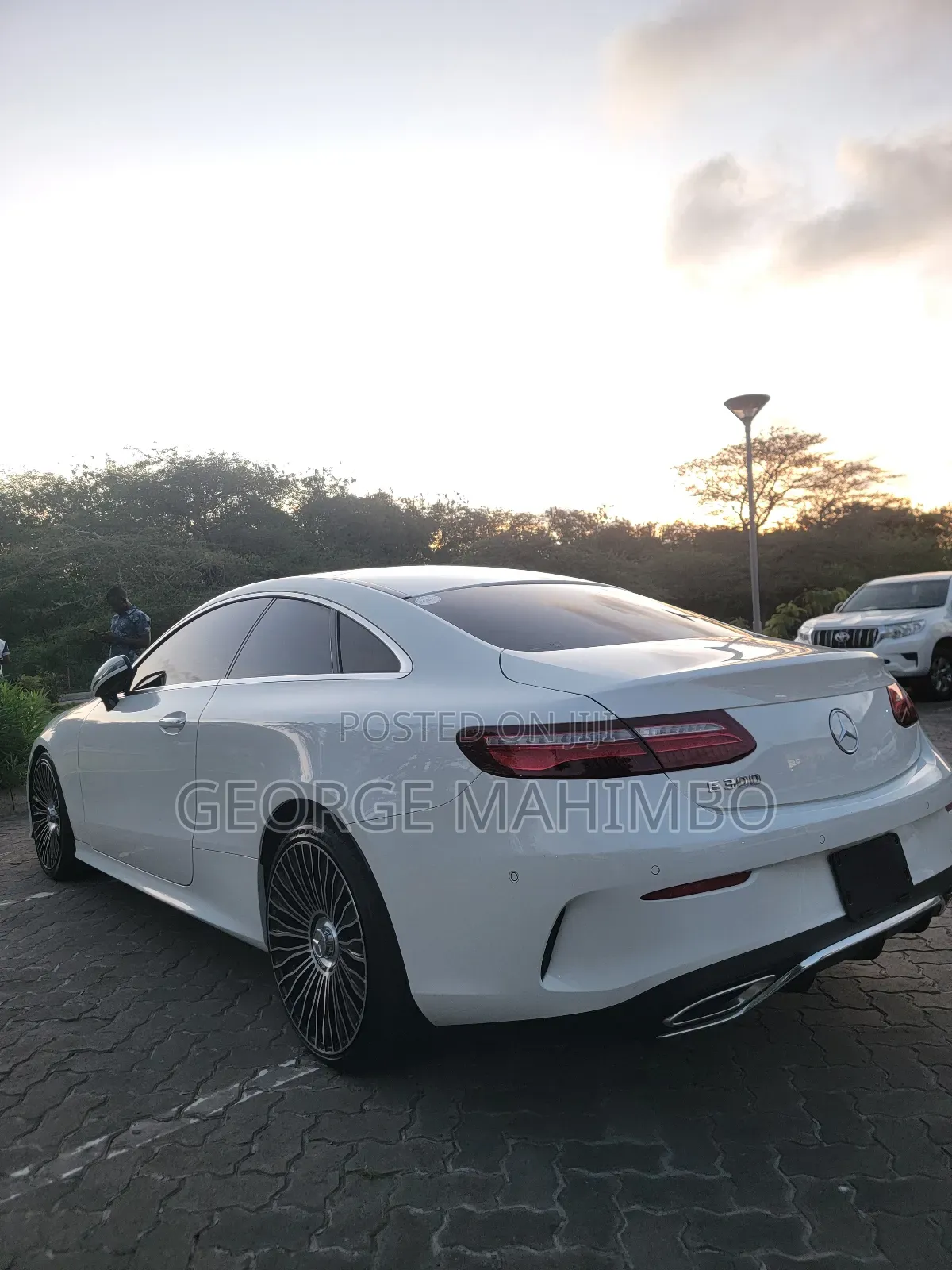 Mercedes-Benz E300 2017 White