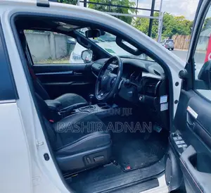 Toyota Hilux Revo Double Cab Deisel 2.4 RWD 2021 White