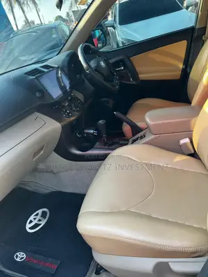 Toyota Vanguard 2008 White