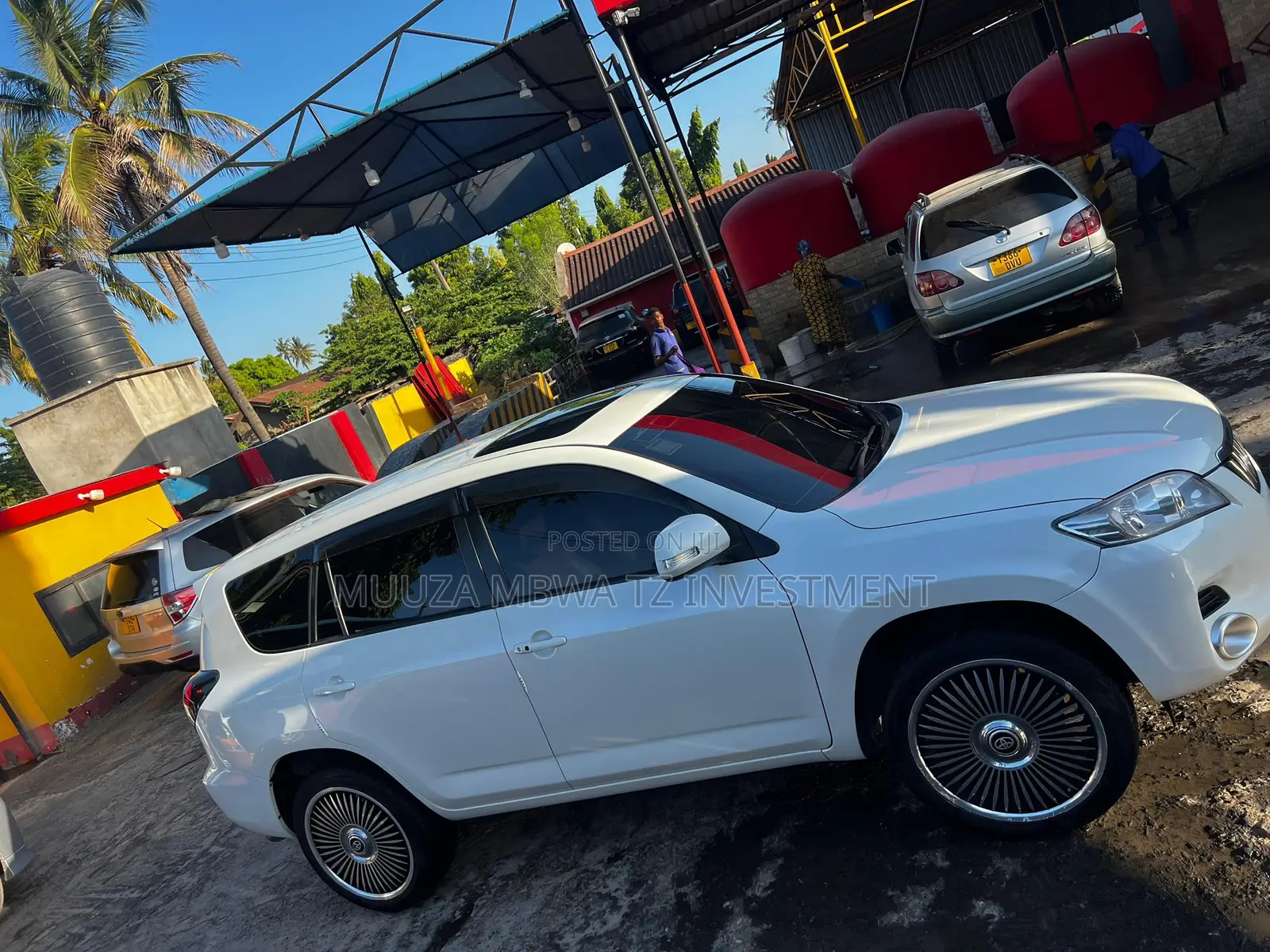 Toyota Vanguard 2008 White
