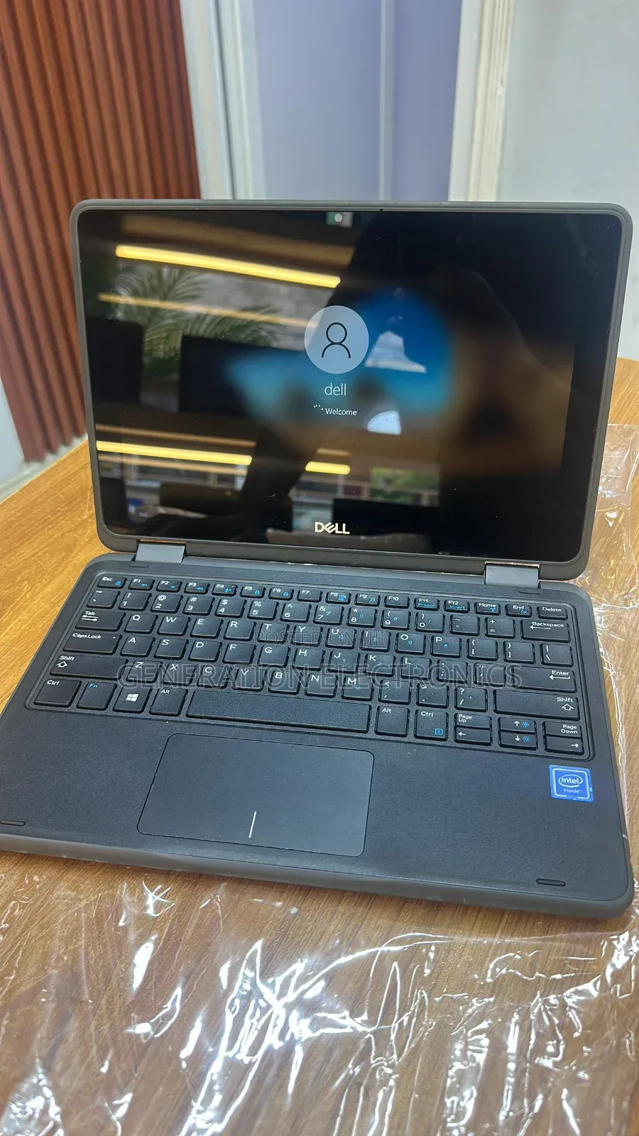 Laptop Dell Latitude 3189 4GB Intel SSD 128GB