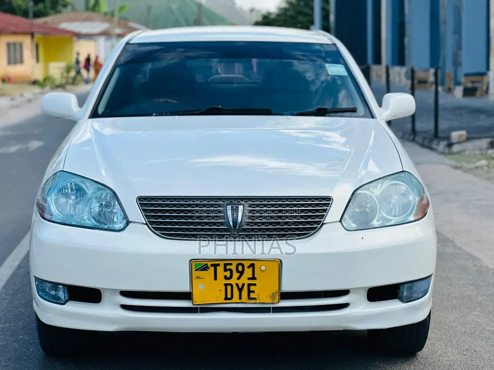 Toyota Mark II 2001 White