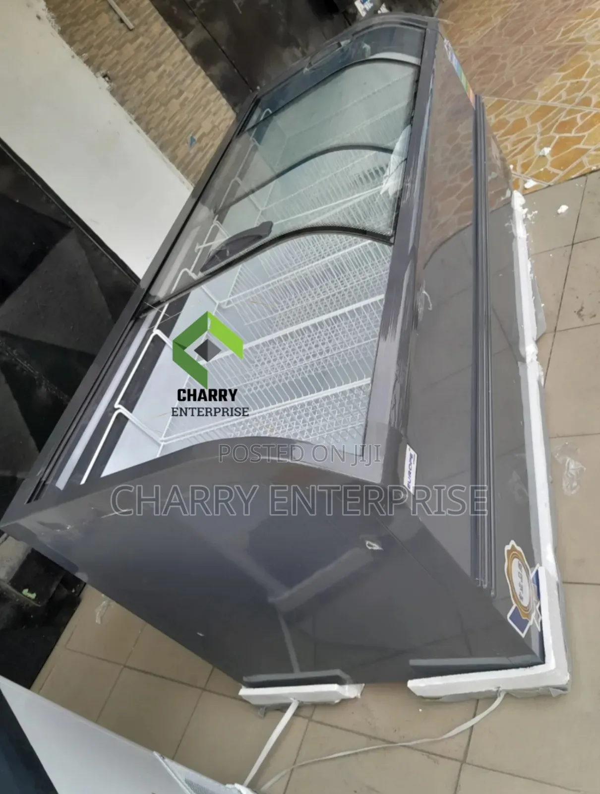 Powerful Commercial Display/ Showcase Freezer 700l Sliding Glass Door