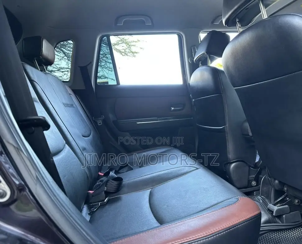 Mazda Verisa 2010 Maroon