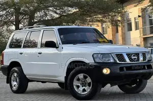 Nissan Patrol 2005 White