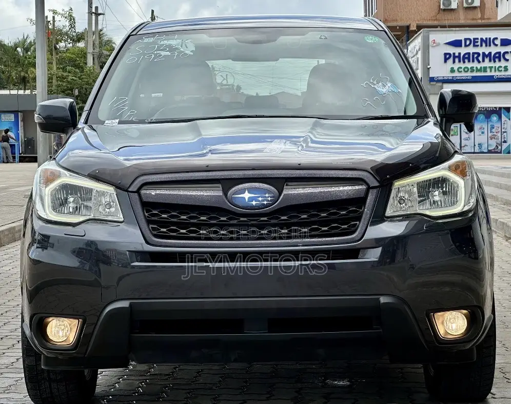 Subaru Forester 2014 Gray