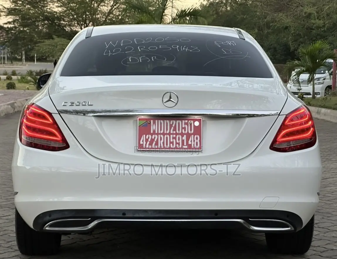 Mercedes-Benz C-Class 2015 White