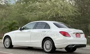 Mercedes-Benz C-Class 2015 White