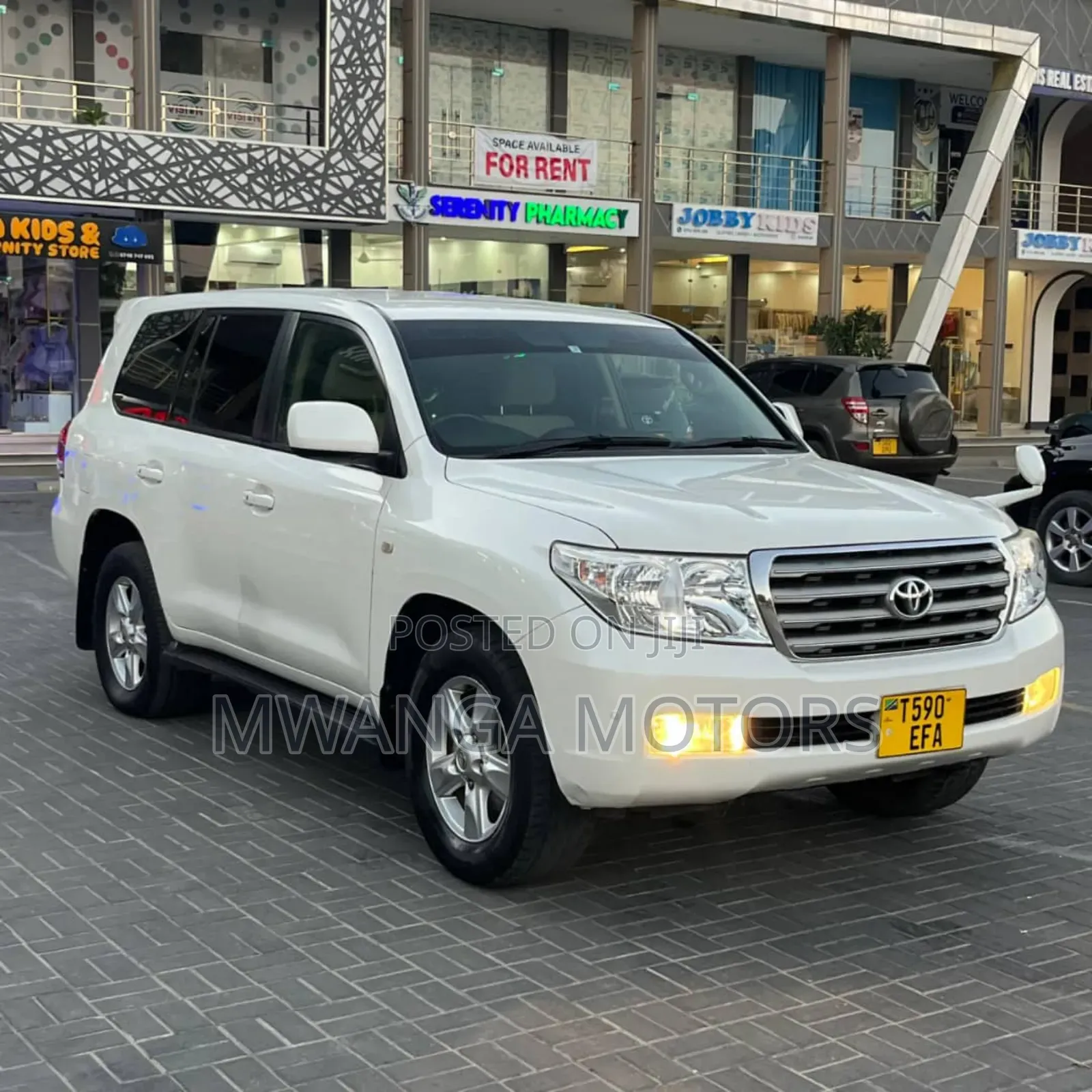 Toyota Land Cruiser 4.5 V8 VXR 2010 White