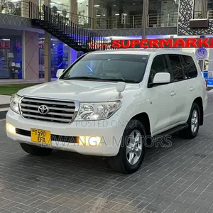 Toyota Land Cruiser 4.5 V8 VXR 2010 White