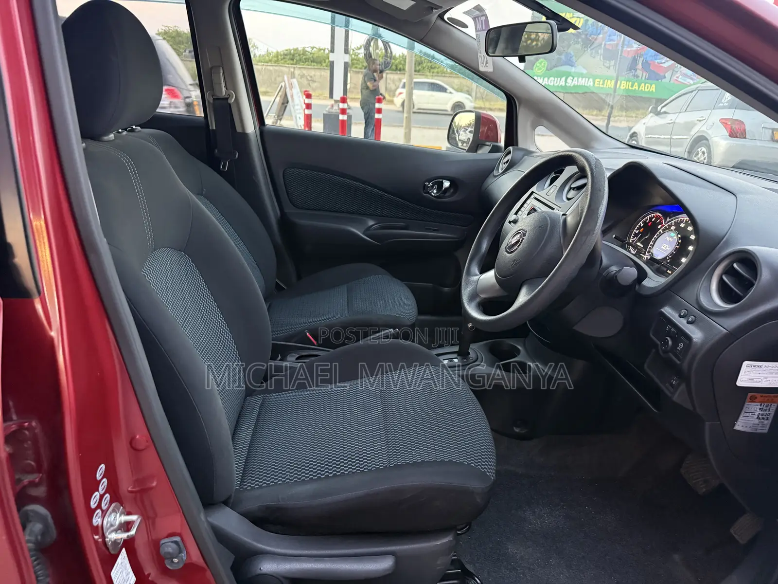 Nissan Note 2012 Maroon