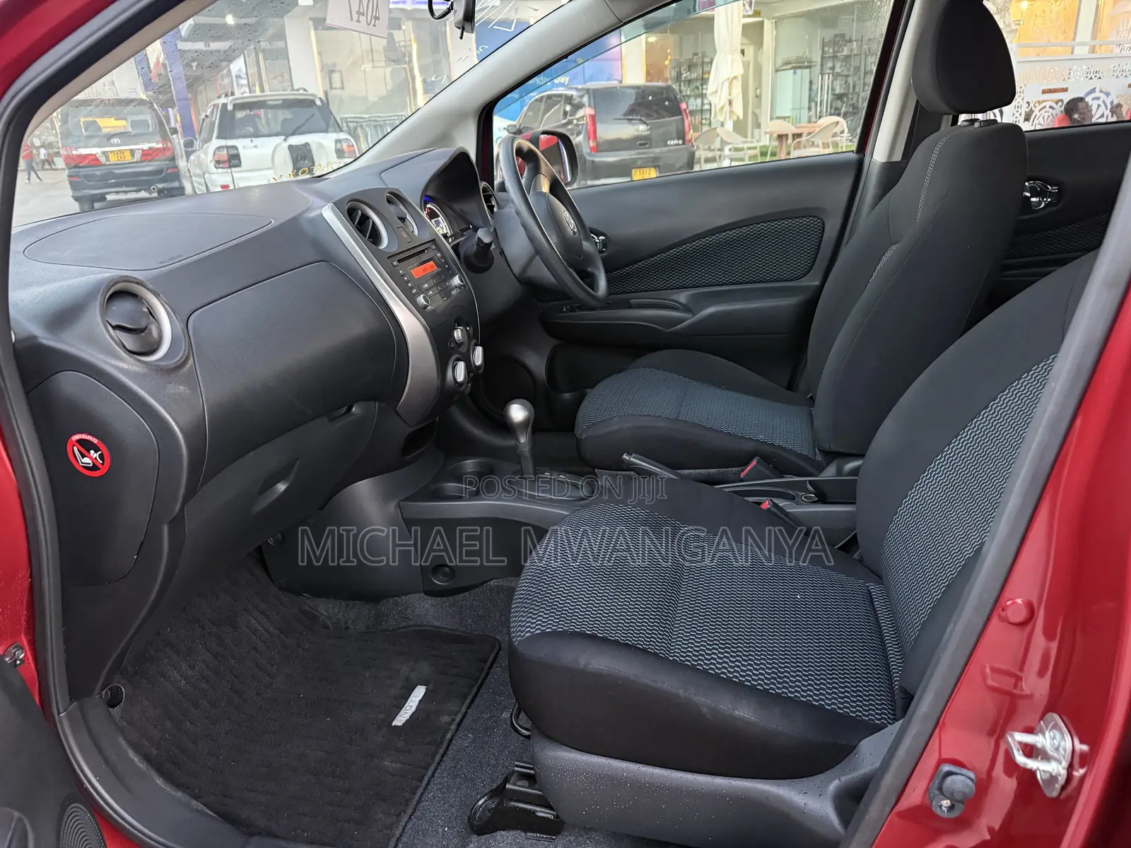 Nissan Note 2012 Maroon
