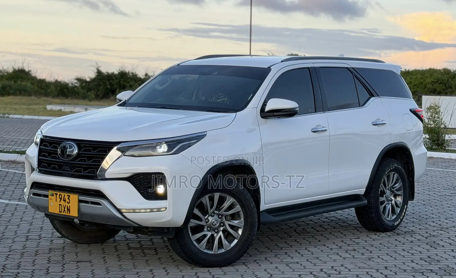 Toyota Fortuner 2021 White