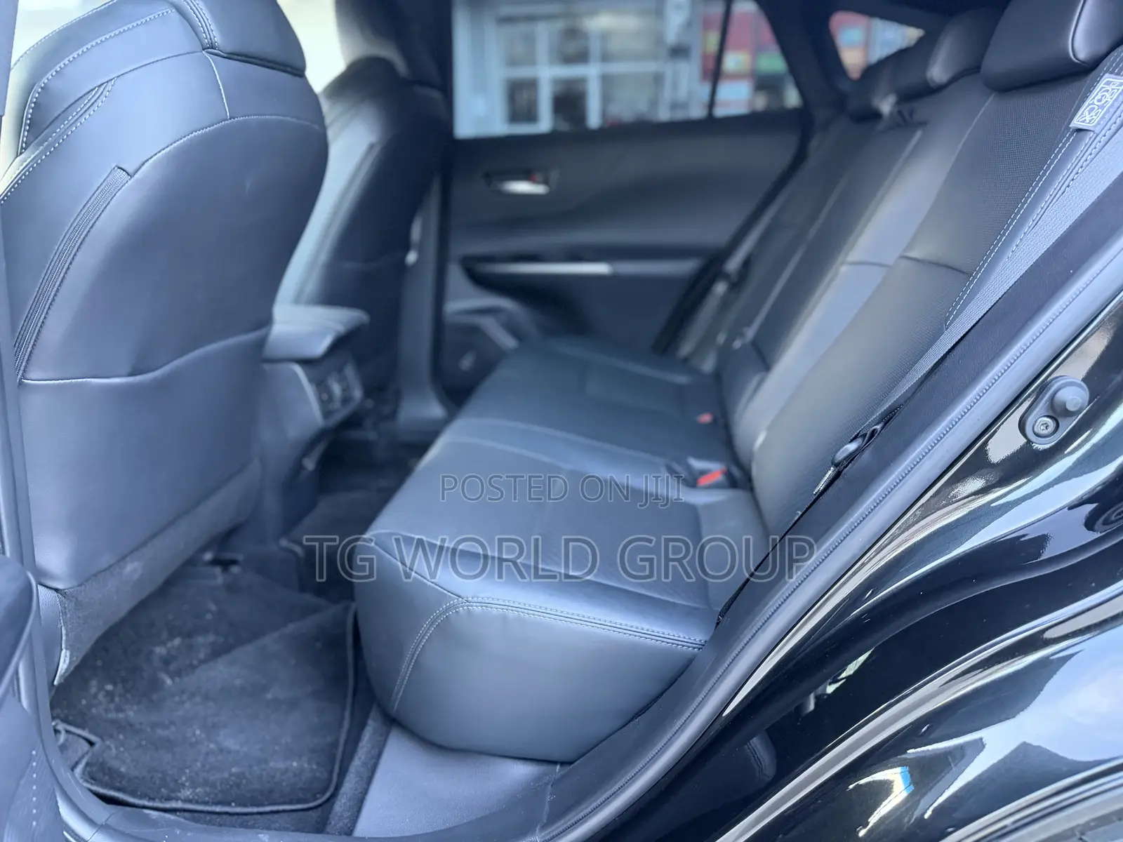 Toyota Harrier 2.0 2021 Black