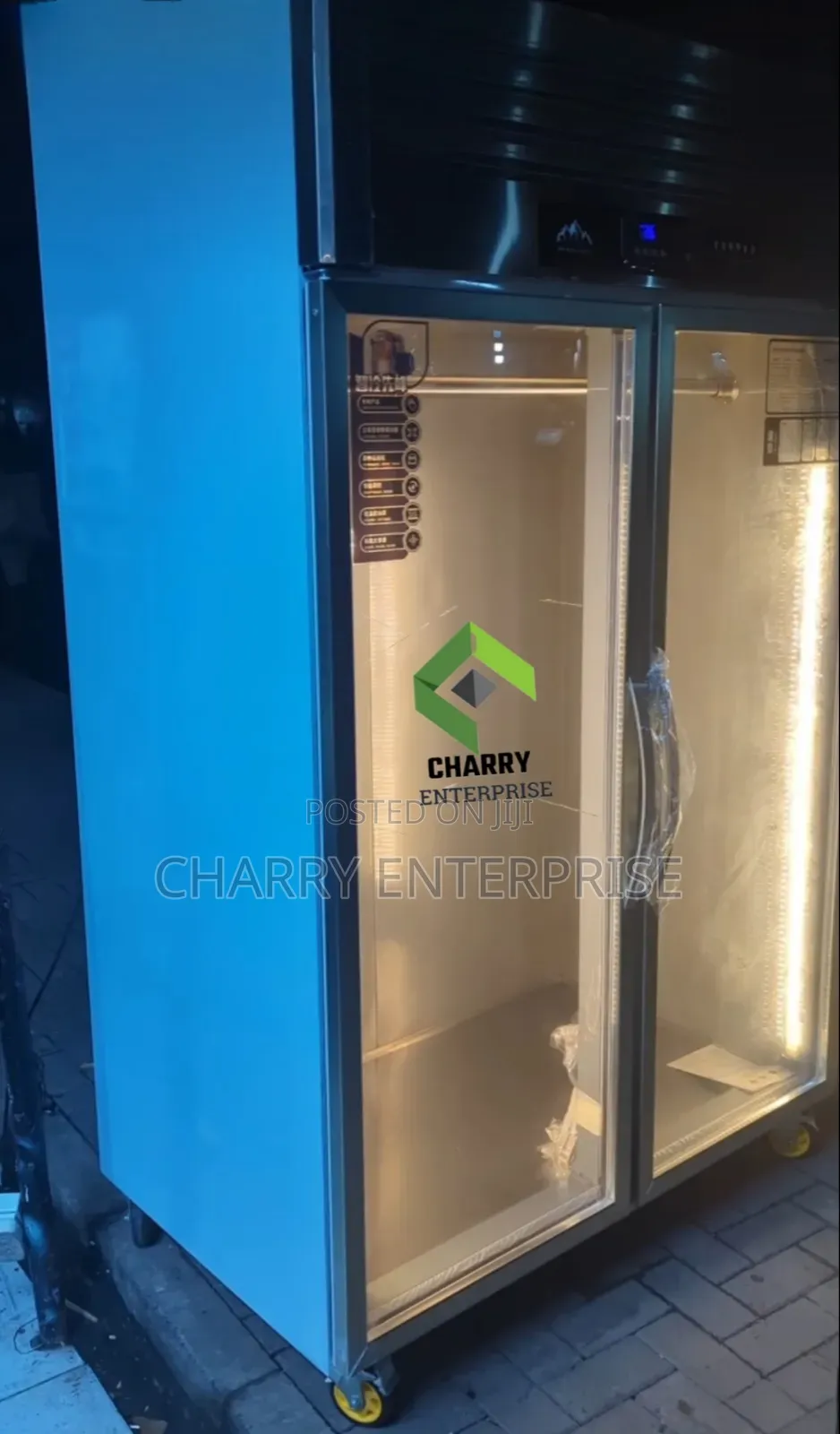 Double Door Meat Display Freezer