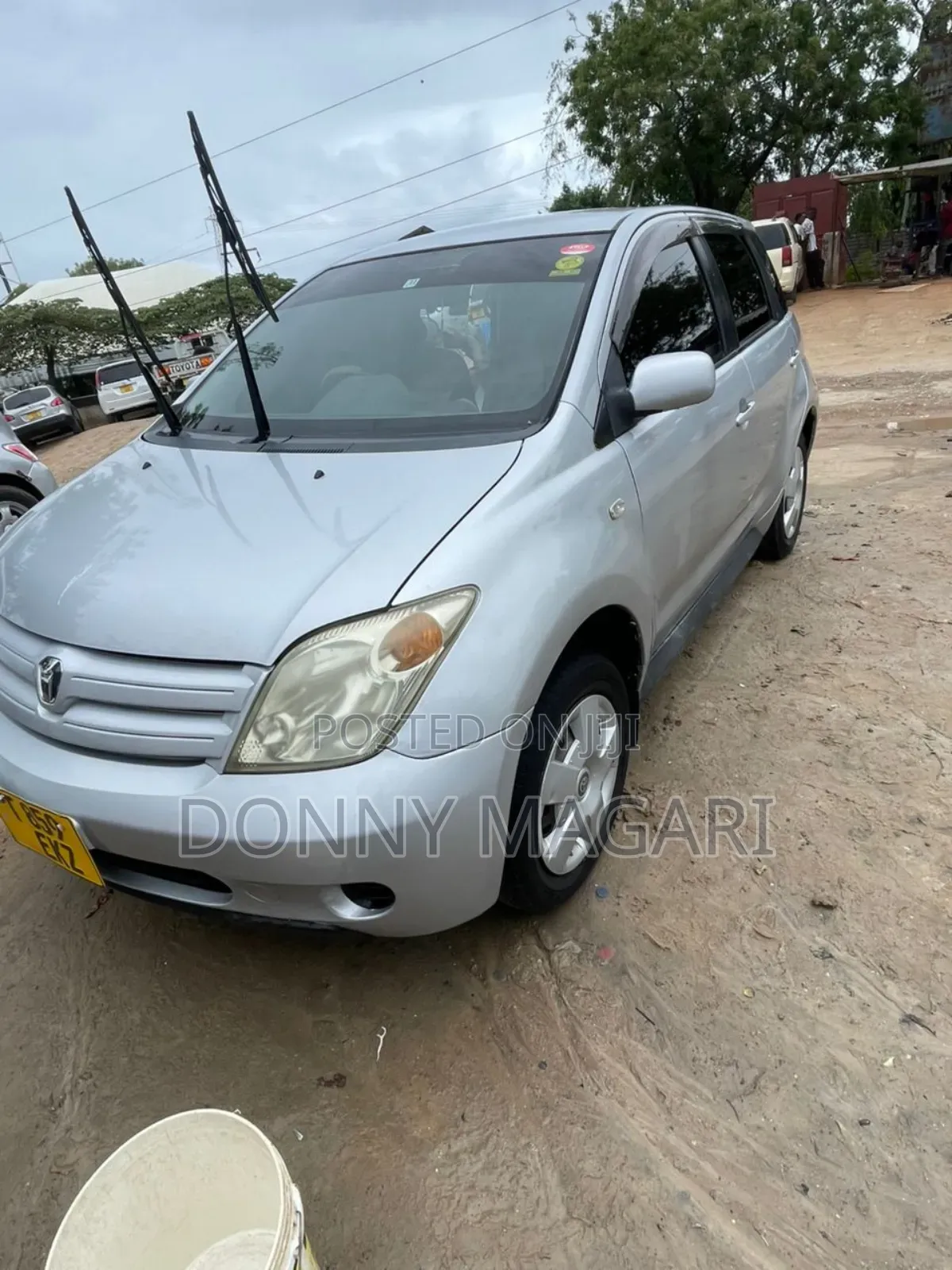 Toyota IST 2005 Silver