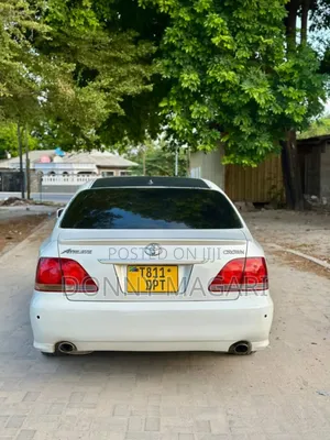 Toyota Crown 2006