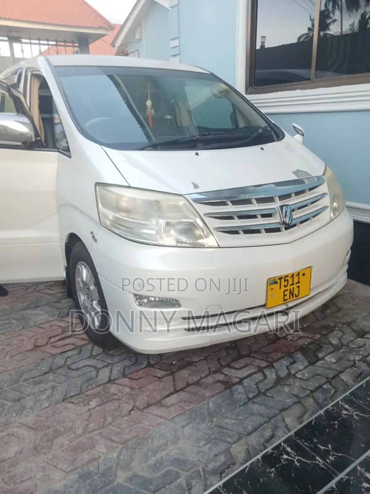 Toyota Alphard 2.4 Petrol AWD 2006 White