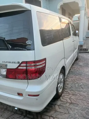 Toyota Alphard 2.4 Petrol AWD 2006 White