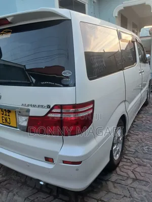 Toyota Alphard 2.4 Petrol AWD 2006 White