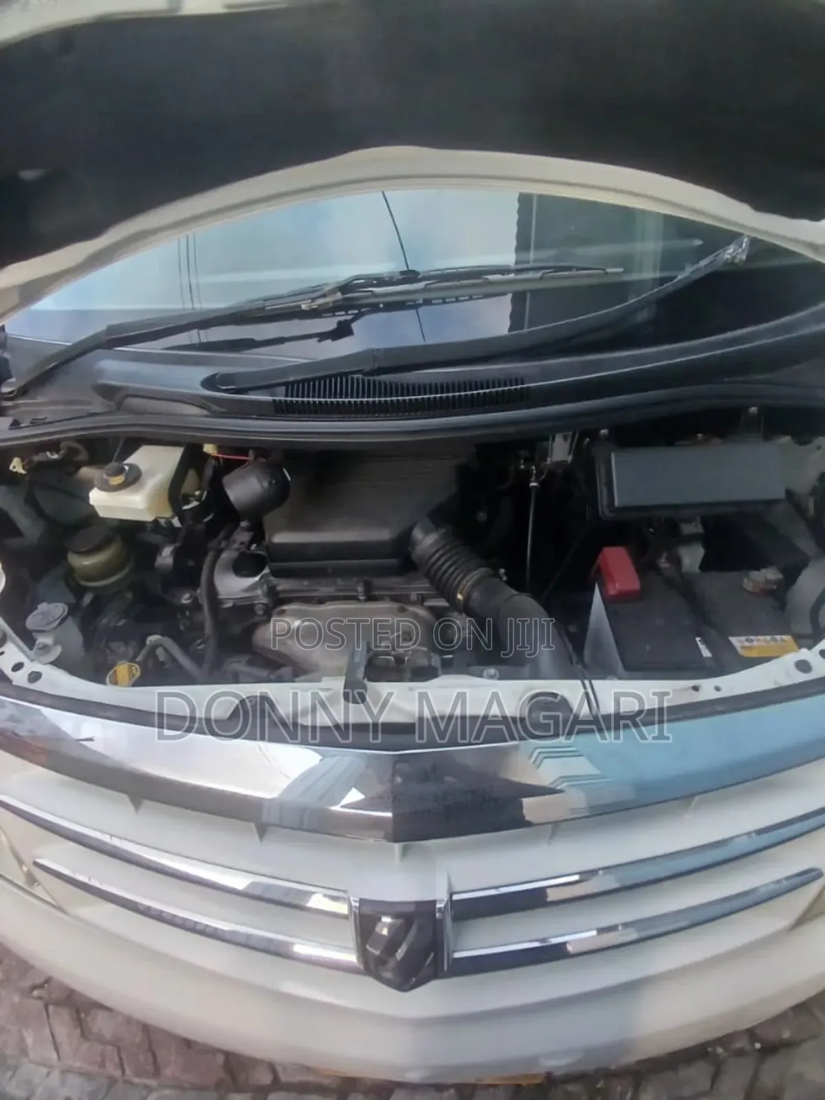Toyota Alphard 2.4 Petrol AWD 2006 White