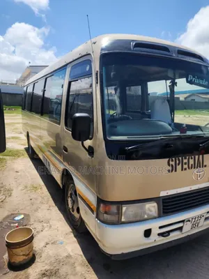 Toyota Coaster 2000