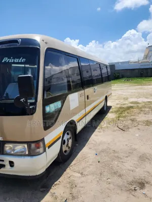 Toyota Coaster 2000