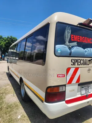 Toyota Coaster 2000