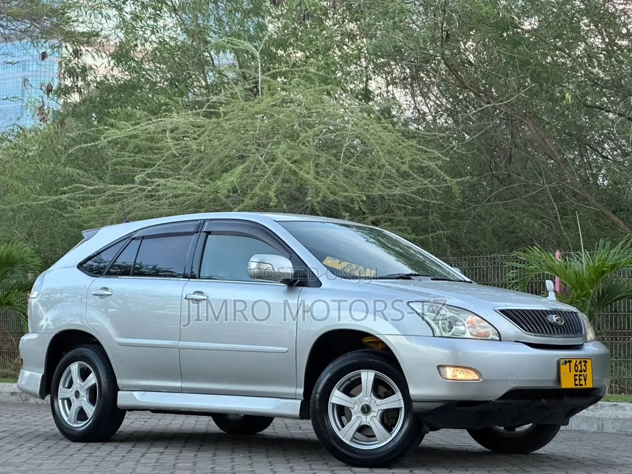 Toyota Harrier 2004 Silver