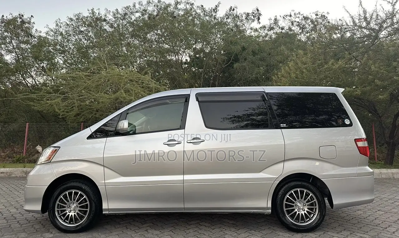 Toyota Alphard 2004 Silver