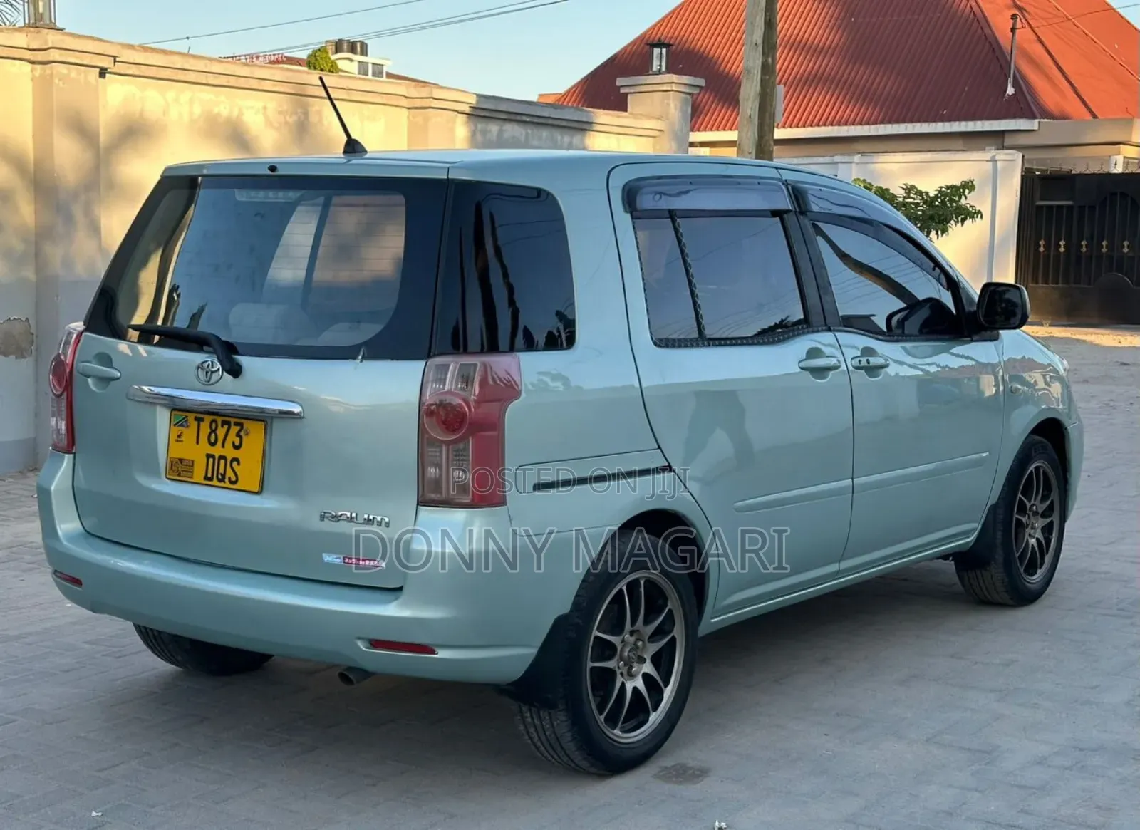 Toyota Raum 2006 Blue