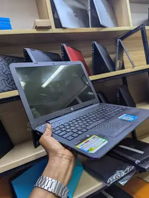 New Laptop HP 15 4GB AMD HDD 256GB