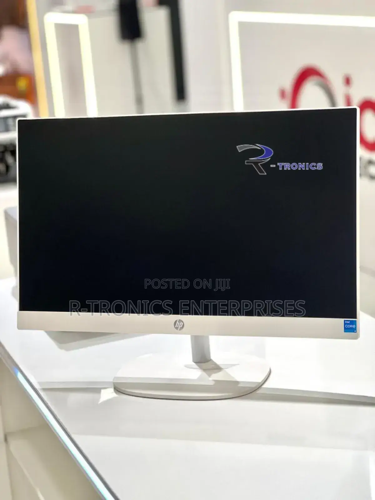 New HP ProOne 240 G10 All-in-One 8GB Intel Core I5 SSD 512GB