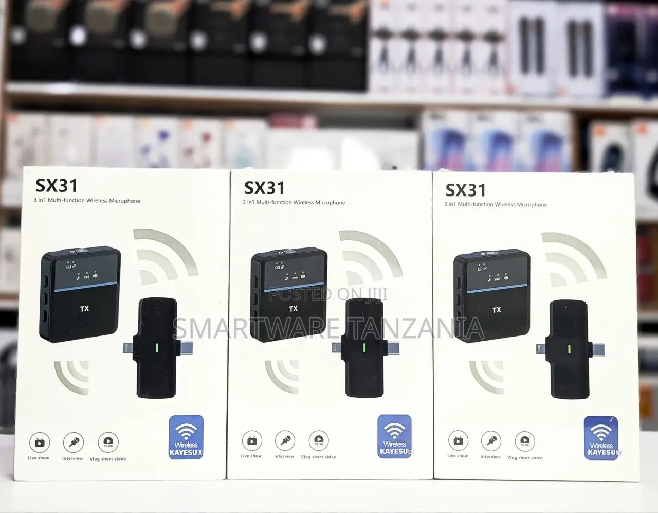Sx31 3-in-1 Wireless Lavalier Microphone for Vlogging and Live Shows