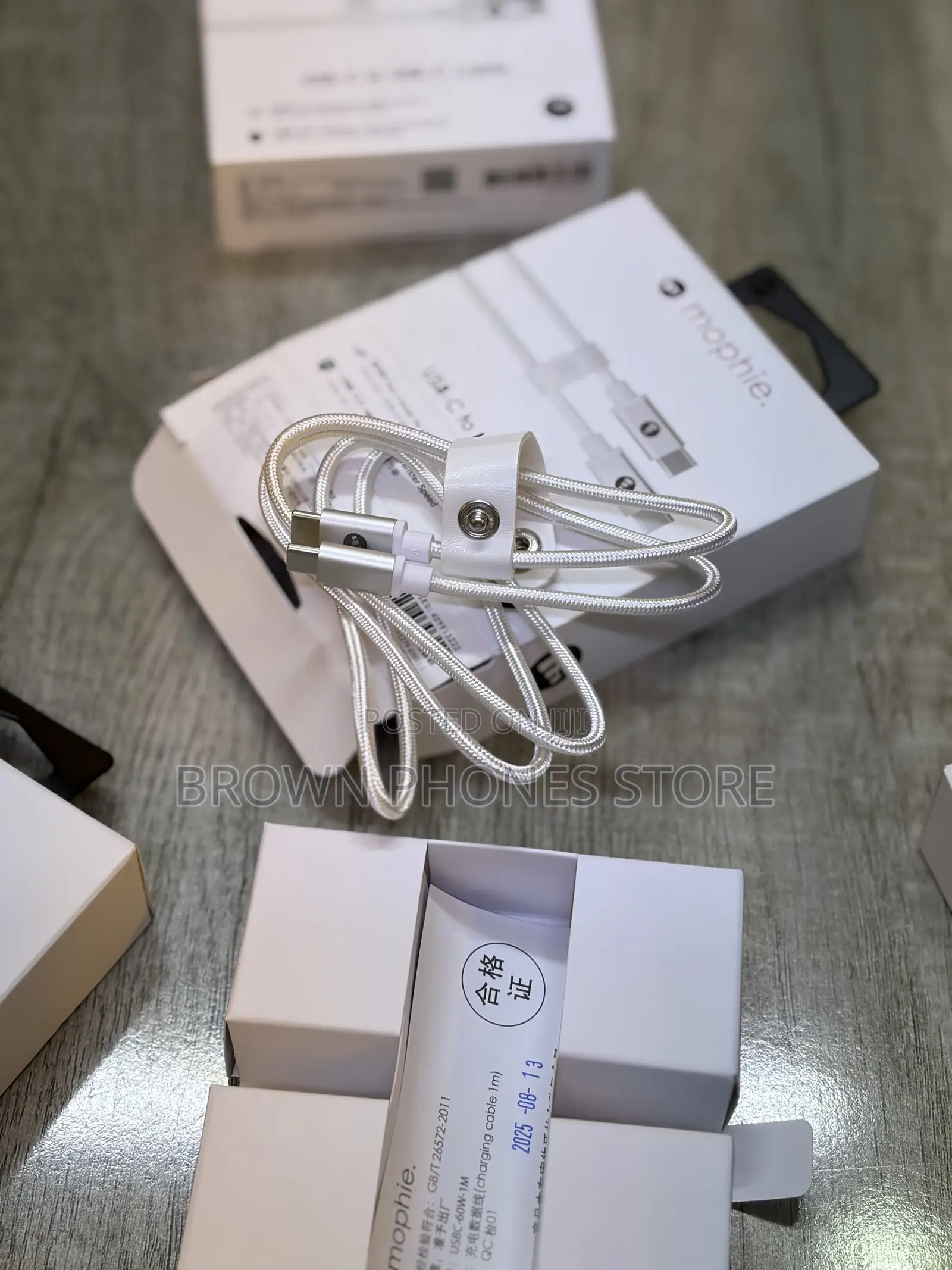 Mophie Cable