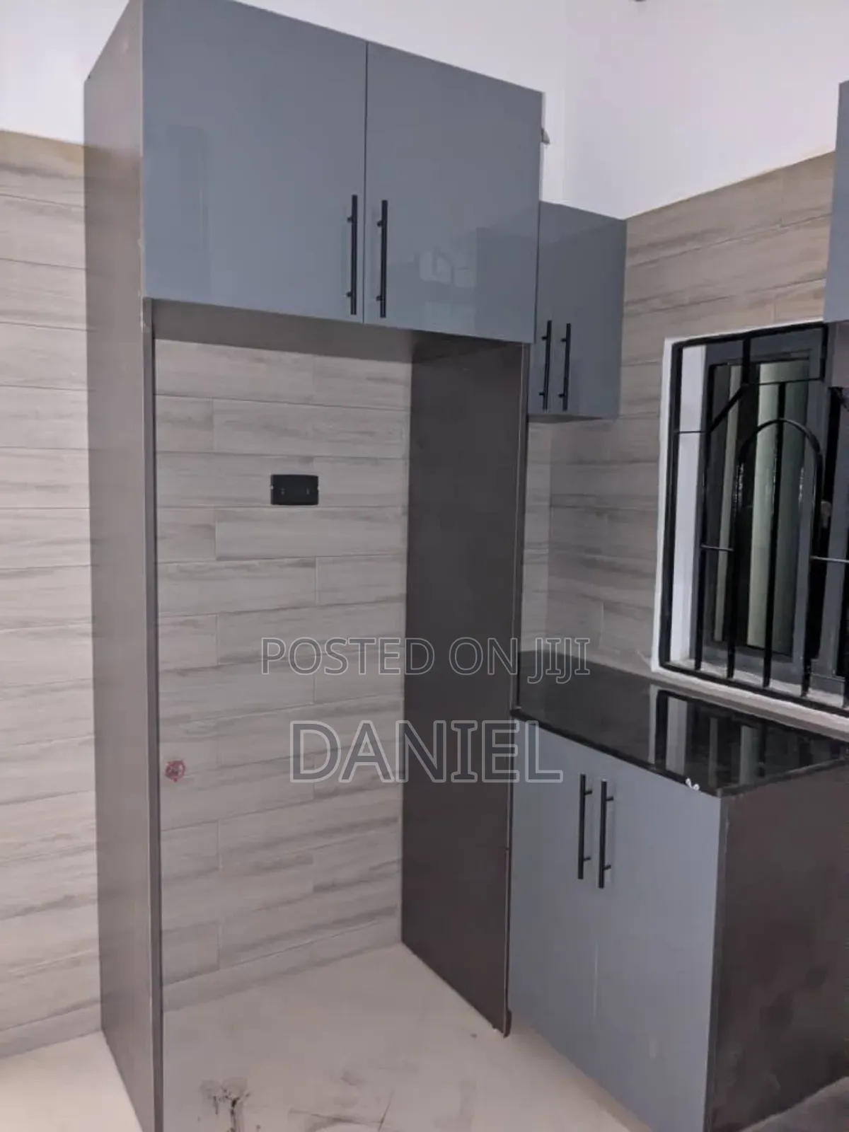 Kitchen Cabinets Installation