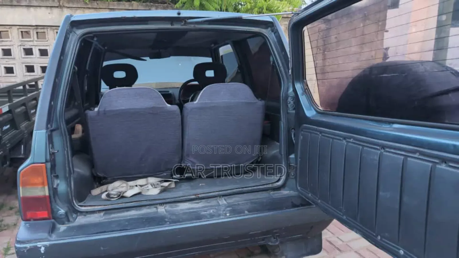Suzuki Escudo 2002 Gray