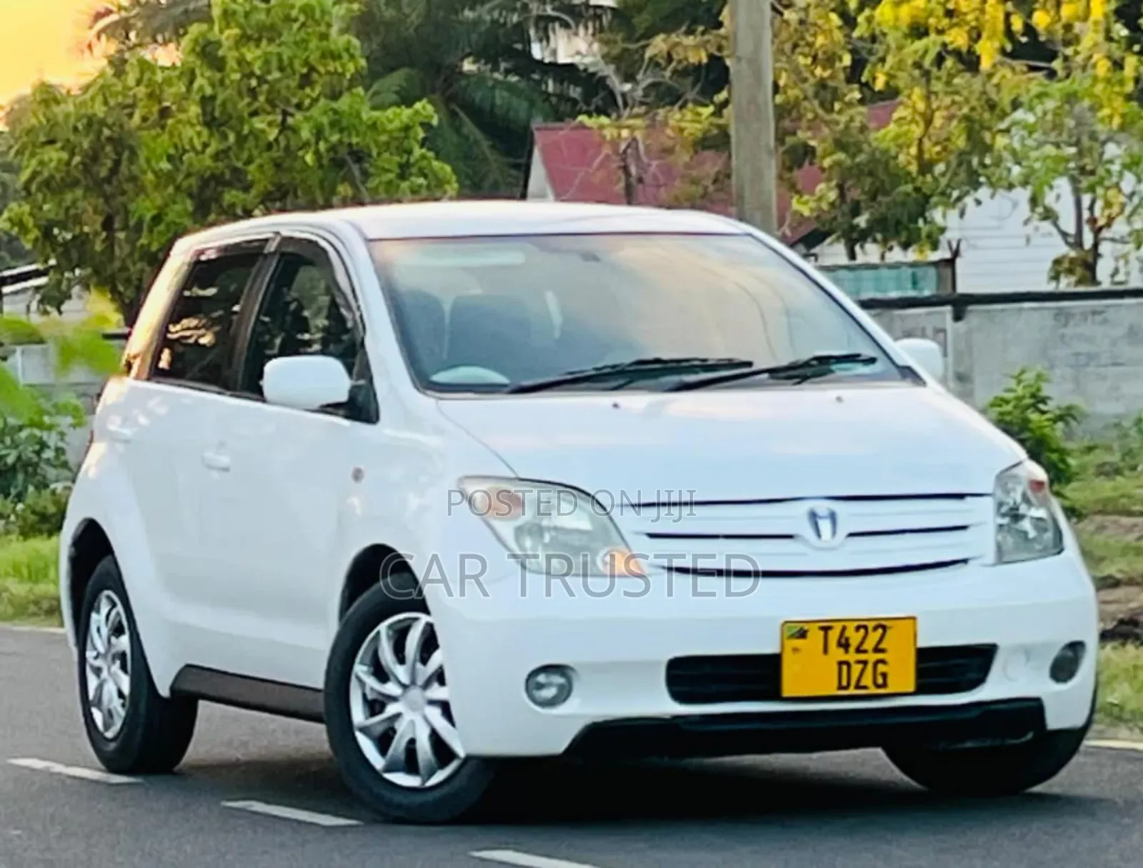 Toyota IST 2004 White