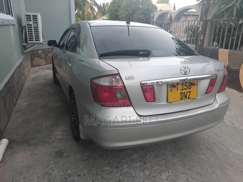 Toyota Premio 2005 Silver