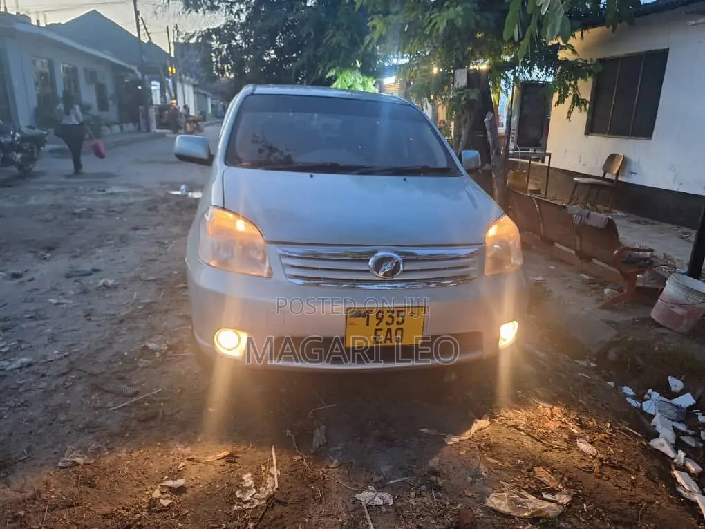 Toyota Raum 2005 Blue