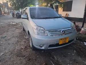 Toyota Raum 2005 Blue