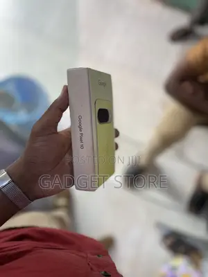 New Google Pixel 10 128 GB Yellow