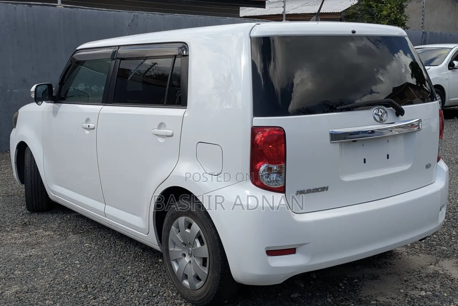 Toyota Corolla Rumion Hatchback 1.5 FWD 2007 White